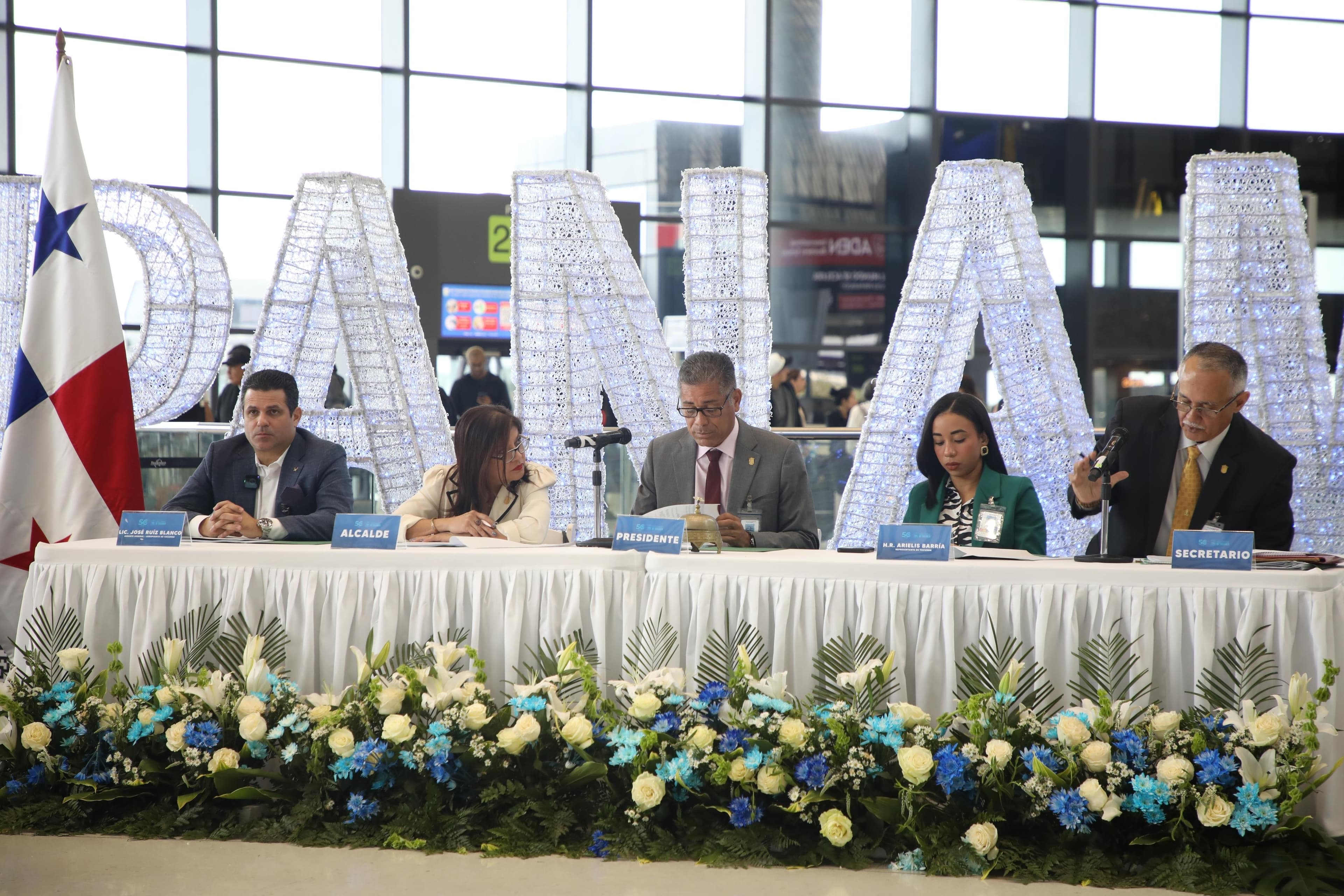 El Aeropuerto Internacional de Tocumen acoge sesión del Consejo Municipal de Panamá durante la conmemoración de los 56 años del corregimiento - 1